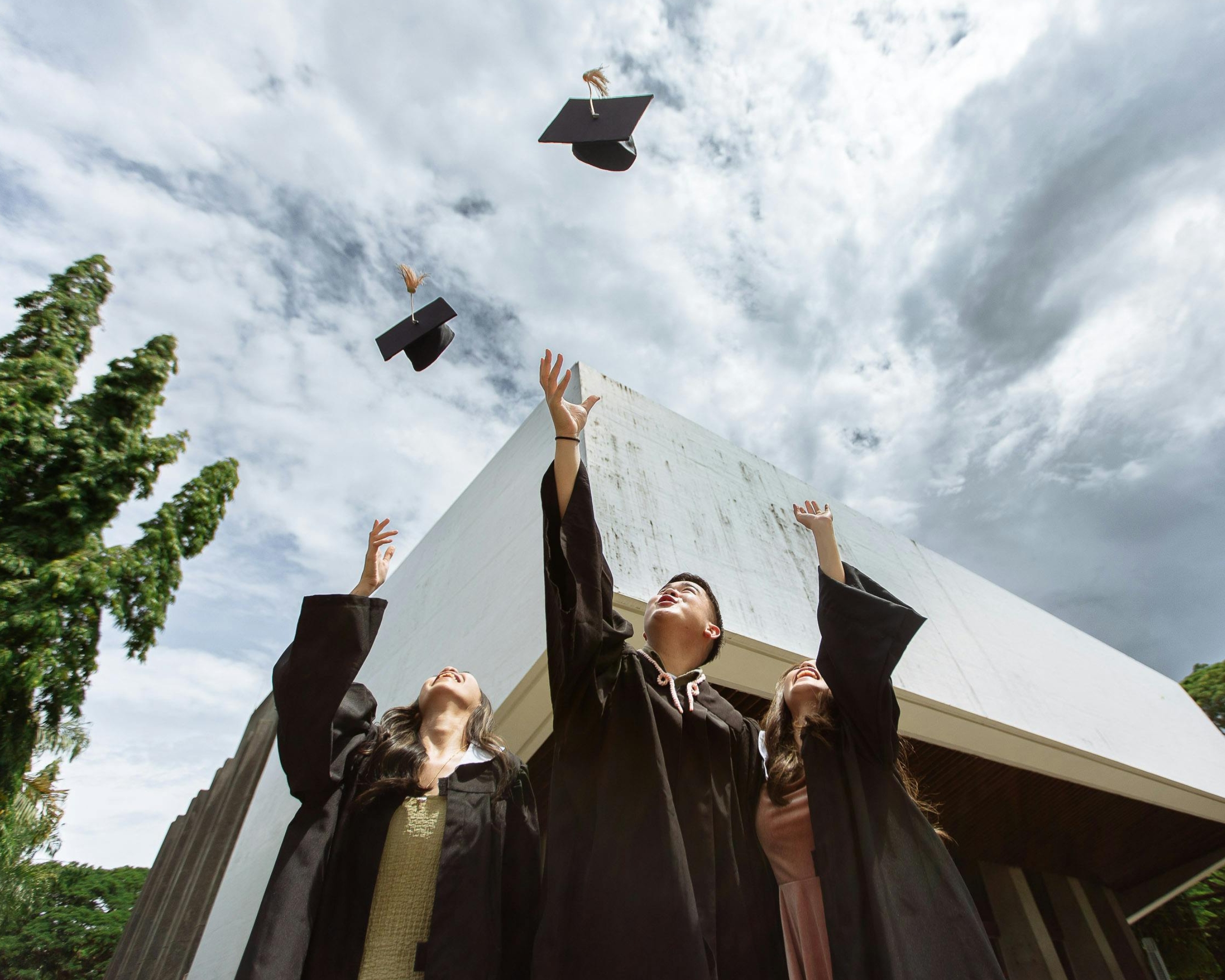 Visa Consultants in Kudasan